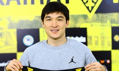 Цхададзе прокомментировал трансфер Ахметова