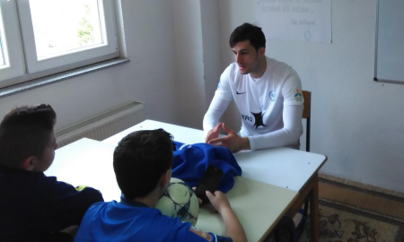 Керла пошел в школу