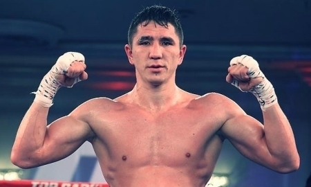 <strong>Ашкеев одержал седьмую победу на профи-ринге</strong>