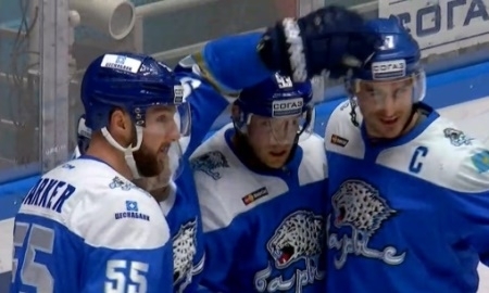 Видеообзор матча КХЛ «Барыс» — «Амур» 2:1 ОТ