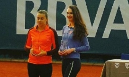 Воскобоева выиграла парный разряд турнира в Валенсии