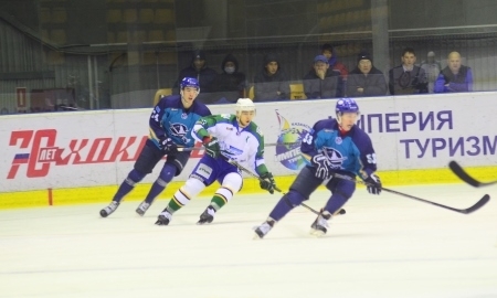 Фоторепортаж с матча МХЛ «Алтай» — «Толпар» 0:2