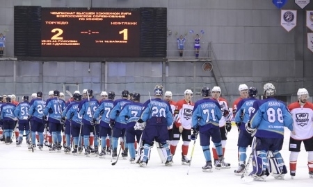 Фоторепортаж с матча ВХЛ «Торпедо» — «Нефтяник» 2:1