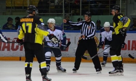 Фоторепортаж с матча ВХЛ «Сарыарка» — «Саров» 1:2