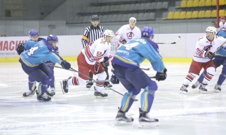 Фоторепортаж с матча МХЛ «Алтай» — «Авто» 1:3