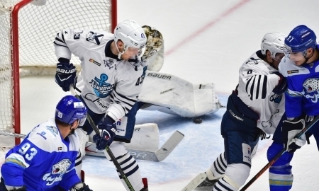 Фоторепортаж с матча КХЛ «Барыс» — «Адмирал» 1:4