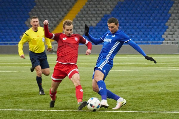 Кто вперед, а кто назад