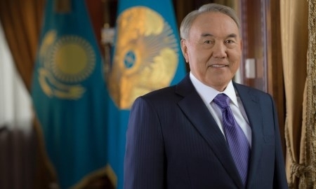 «Кайрат» поздравил казахстанцев с Днем Первого Президента