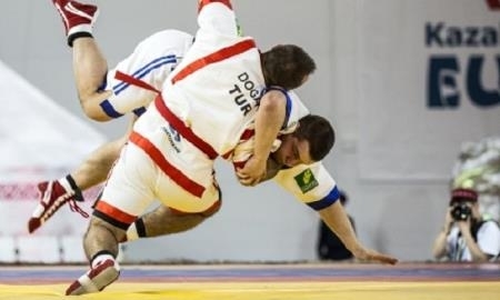 Международный турнир «Евразия Барысы» проходит на «Алматы Арене»