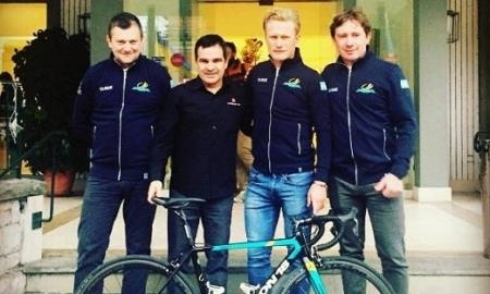 Как механики собирают новые велосипеды «Астаны»