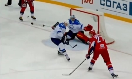 Сейв Пулена в матче «Локомотив» — «Барыс» вошел в ТОП-10 лучших сейвов недели КХЛ