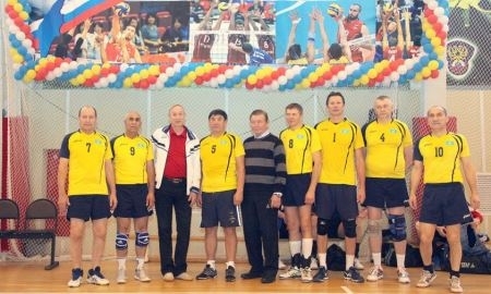 Казахстанские ветераны выиграли турнир памяти Анатолия Таранца на Камчатке