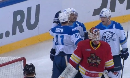 Видео шайб матча КХЛ «Куньлунь Ред Стар» — «Барыс» 5:1 