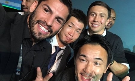 Экс-чемпион мира в трёх весовых категориях сделал селфи с Головкиным