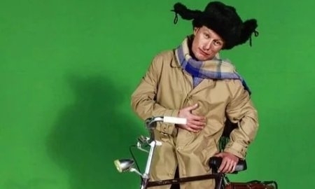 Олимпийский чемпион из Казахстана стал «почтальоном»