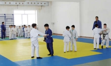 Участник Олимпиад в Атланте и Сиднее провёл мастер-класс для детей Усть-Каменогорска