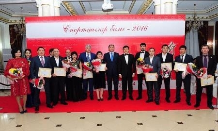 Олимпийские призеры и команда КВН «Камызяки» поздравили атырауских спортсменов