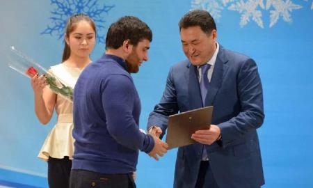 Лучших спортсменов и спортивных журналистов наградил аким Павлодарской области