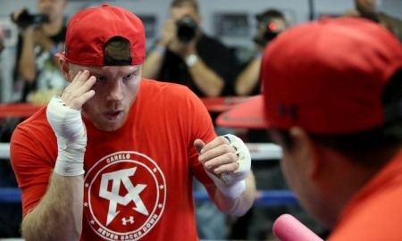 Потенциальный соперник Головкина Альварес вернулся к тренировкам