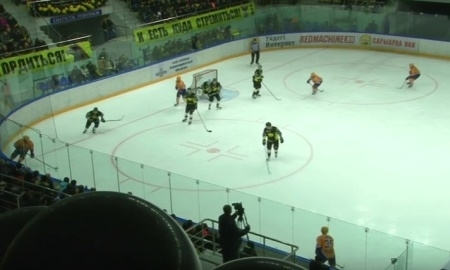 Видеообзор матча ВХЛ «Сарыарка» — «Дизель» 1:2 