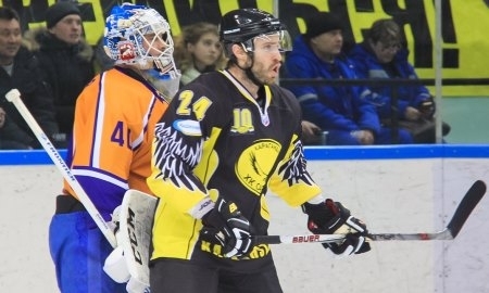 Фоторепортаж с матча ВХЛ «Сарыарка» — «Дизель» 1:2