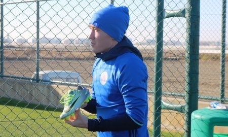 Фоторепортаж с утренней тренировки «Окжетпеса» в Турции