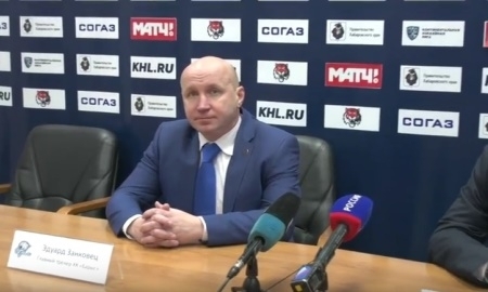 Видео послематчевой пресс-конференции игры КХЛ «Амур» — «Барыс» 1:2 