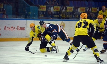 Видеообзор матча ВХЛ «Южный Урал» — «Сарыарка» 3:4