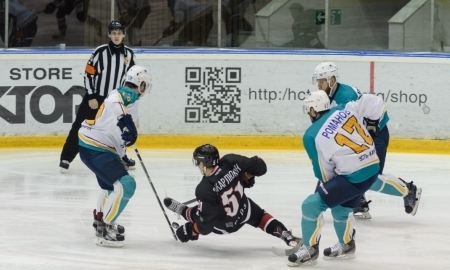 Фоторепортаж с матча ВХЛ «Челмет» — «Торпедо» 0:8