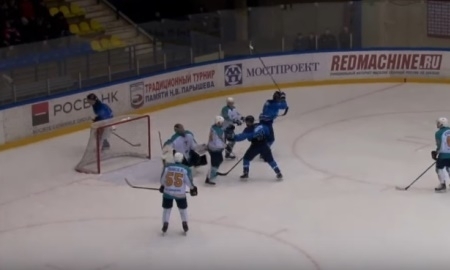 Видео матча ВХЛ «Зауралье» — «Торпедо» 0:1