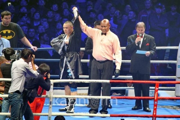 Достижения казахстанских боксеров-профессионалов в 2016 году