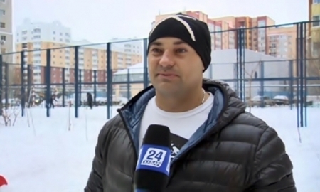 Цырульников продолжает удивлять новыми силовыми номерами