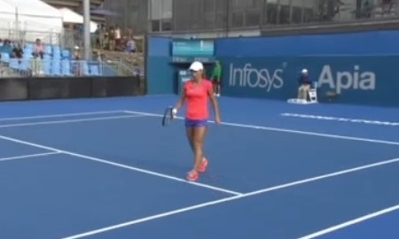 Путинцева прошла во второй круг турнира в Сиднее на отказе соперницы