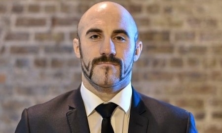 Дразнивший Головкина Боратом боксер хочет с ним драться