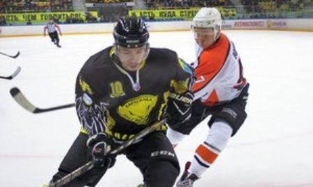 Отчет о матче ВХЛ «Сарыарка» — «Спутник» 2:1