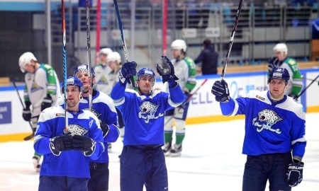 <strong>Трансляция матча КХЛ «Металлург» Новокузнецк — «Барыс»</strong>