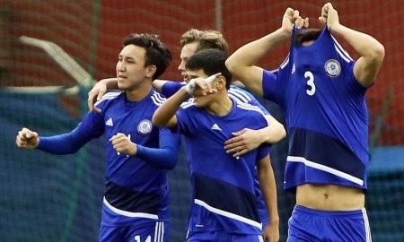 <strong>Казахстан в меньшинстве победил Грецию и вышел в финал Мемориала Гранаткина-2017</strong>