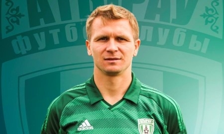 «Кайсар» подписал контракт с Коробкиным