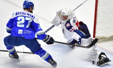 Фоторепортаж с матча КХЛ «Барыс» — «Торпедо» 1:3