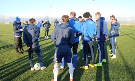 Фоторепортаж с вечерней тренировки «Окжетпеса»