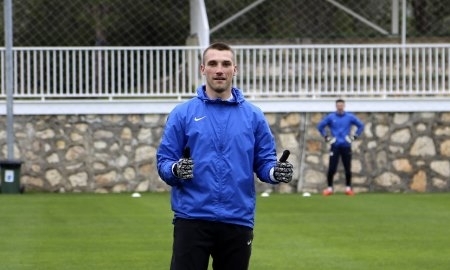 Фоторепортаж с утренней тренировки «Иртыша»