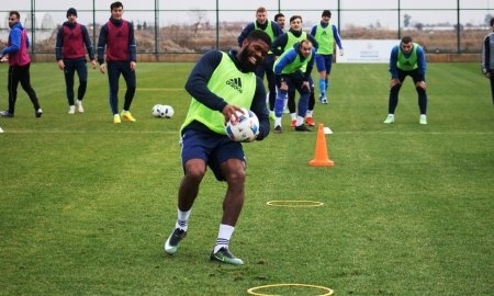 Фоторепортаж с вечерней тренировки «Окжетпеса» 