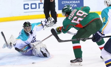 Фоторепортаж с матча МХЛ «Ирбис» — «Алтай» 5:1