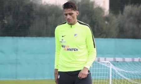 Каньяс может дебютировать за АПОЭЛ в важном матче с АЕКом