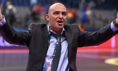 Какау — один кандидатов на звание «Лучший тренер национальной сборной»