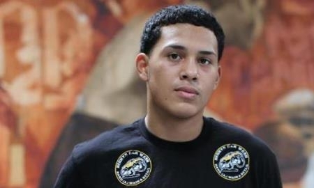 Американский боксер рассказал про спарринги с Головкиным в 15 лет