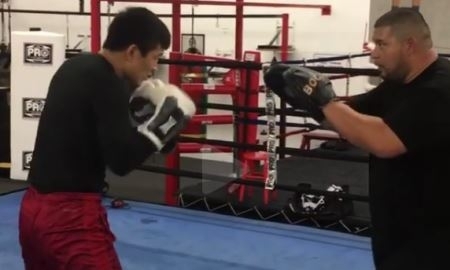 Уалиханов продолжает тренировки в Калифорнии