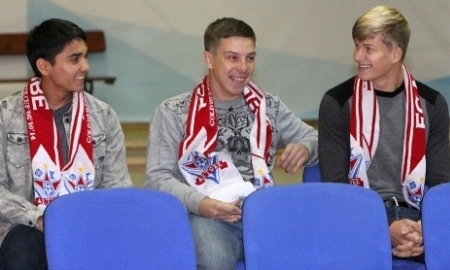 Четыре футболиста «Актобе» перешли в «Нефтехимик»