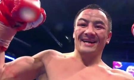 Обозреватель USA Today назвал, чем Жакиянов заслужил победу над Уорреном