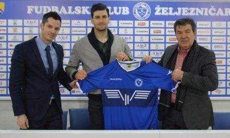 Керла подписал контракт с «Железничаром»